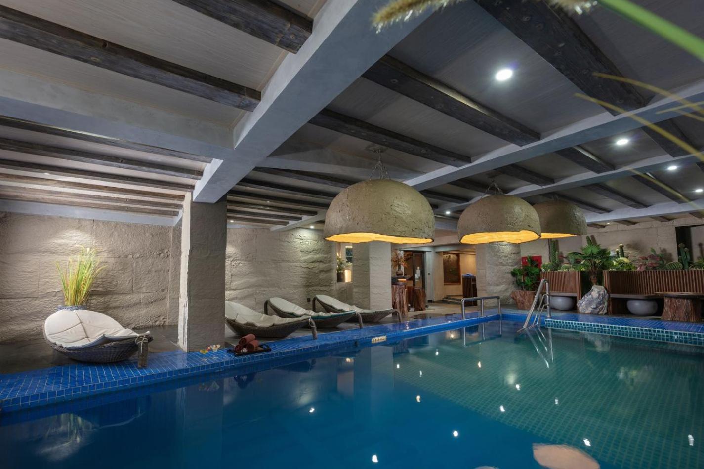 Hoteldesapa Luaran gambar