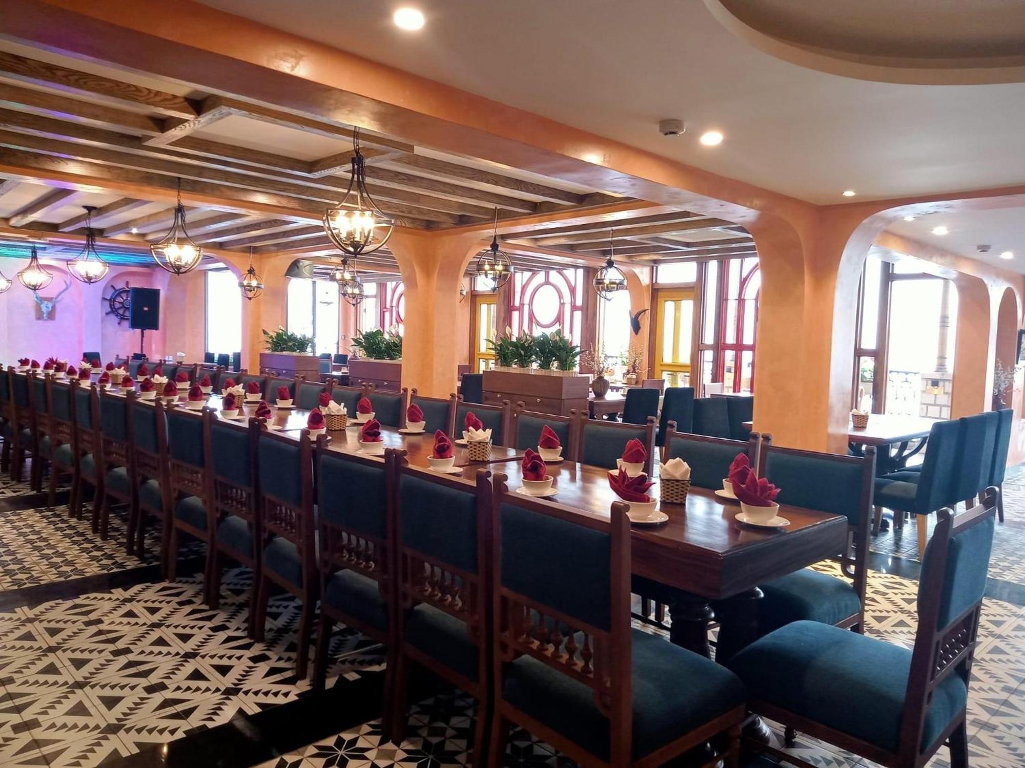Hoteldesapa Luaran gambar